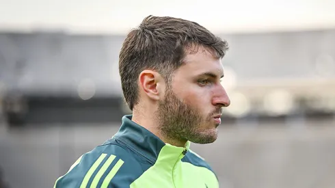 El delantero del Feyenoord vio acción en una nueva derrota de México en su camino a la Copa América.