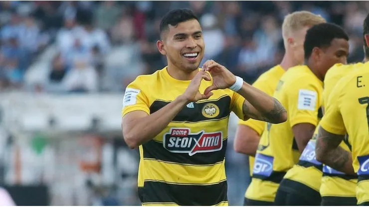 Cruz Azul lanzó una oferta millonaria por Orbelín Pineda