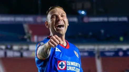 Rodo Rotondi vacaciona en Argentina con Cruz Azul presente.