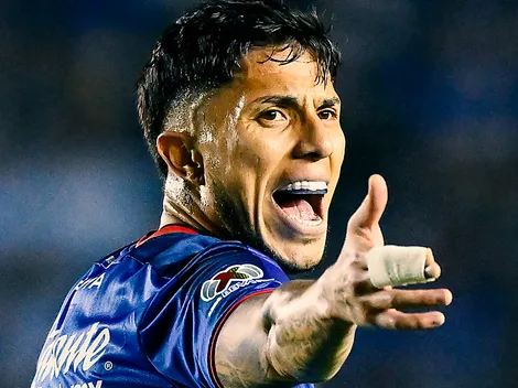 ¿Se va? Salcedo y la advertencia que no gusta en Cruz Azul