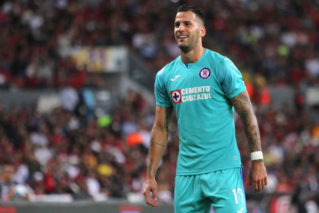 Edgar Méndez es el último europeo que jugó en Cruz Azul. (Foto: Jam Media)