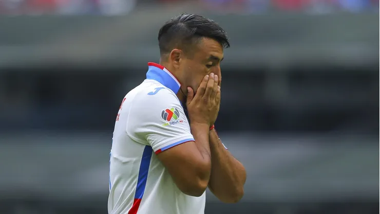 El delantero chileno vive un presente confuso en Sarmiento de Junín en donde no termina de despegar.