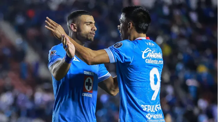 Giakoumakis y Sepúlveda, las dos cartas goleadoras de Cruz Azul.
