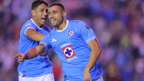Romo y Giakoumakis han sido de los mejores hombres de Cruz Azul.