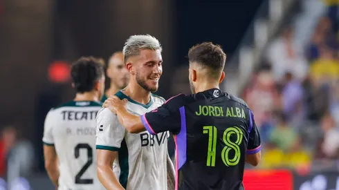 El cálido saludo entre Jordi Alba y Gonzalo Piovi en el All-Star Game