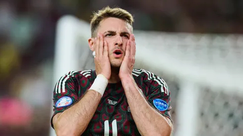 Santi Giménez podría cambiar de rumbo.