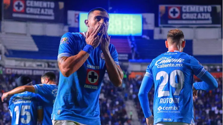 Giakoumakis repetiría en el 11 inicial de Martín Anselmi.