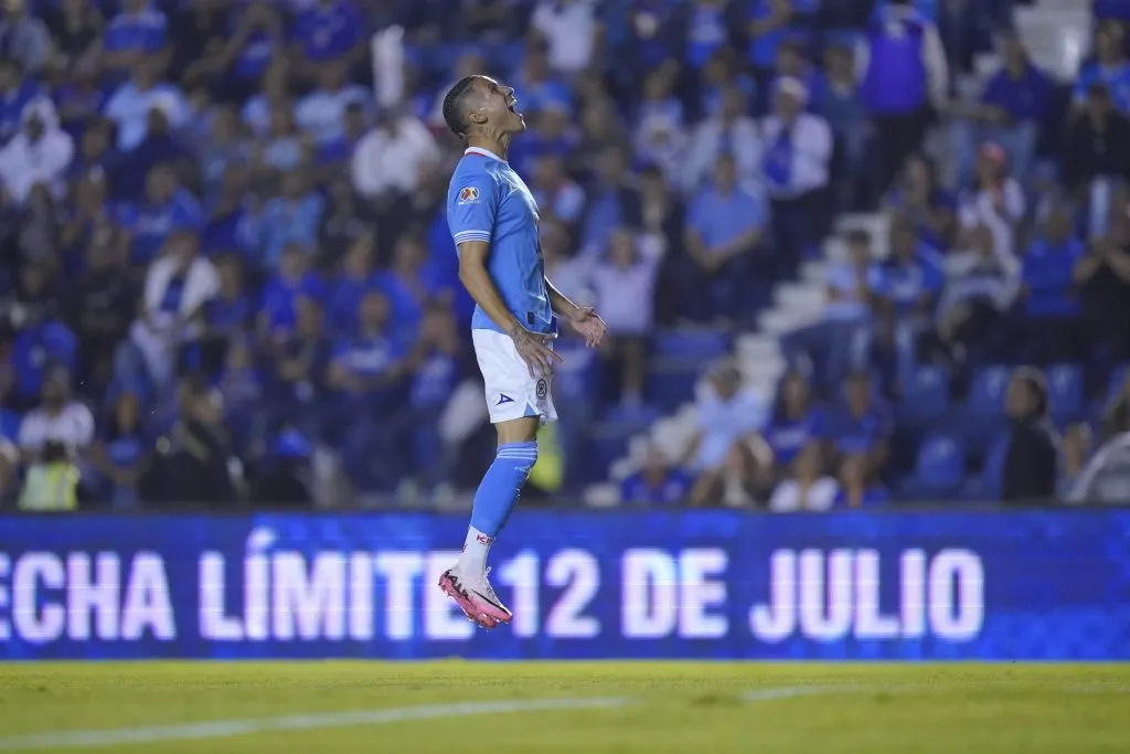 Cruz Azul podría vender a Uriel Antuna a otro equipo de Grecia (Imago 7)