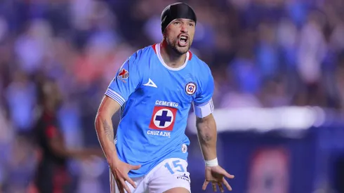 Nacho Rivero sufrió una patada en la cabeza.