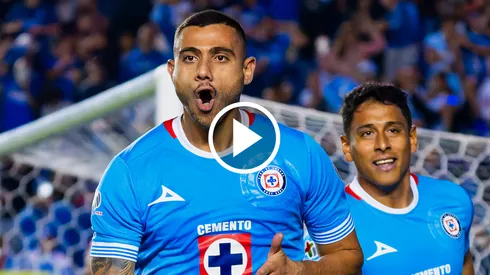Giakoumakis marca doblete ante Tijuana y hace valer cada dolar pagado por Cruz Azul.