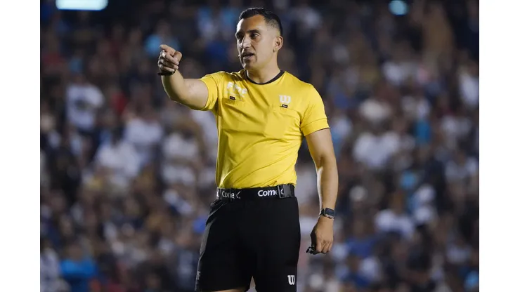 Querétaro, Querétaro a 26 de de Abril de 2024. , durante el partido correspondiente a la jornada 17 del torneo Clausura 2024 de la Liga BBVA MX, entre los Gallos Blancos de Querétaro y los Pumas de la UNAM, realizado en el estadio la Corregidora. Foto: Imago7/ Sebastian Laureano Miranda
