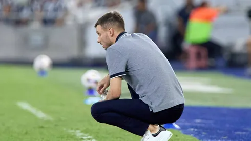 El entrenador argentino tiene una cláusula de rescisión para dirigir una selección nacional. Su pasado en Independiente del Valle enamora a Ecuador.