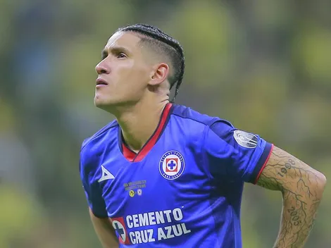 Por esto se detuvo la venta de Uriel Antuna al AEK Atenas