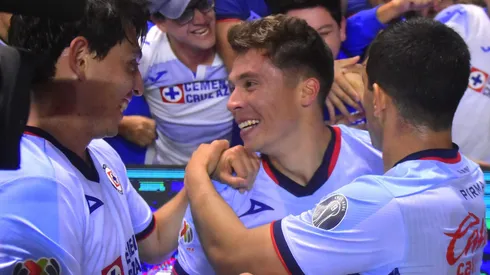 Rodrigo Huescas se despidió de Cruz Azul en sus redes.