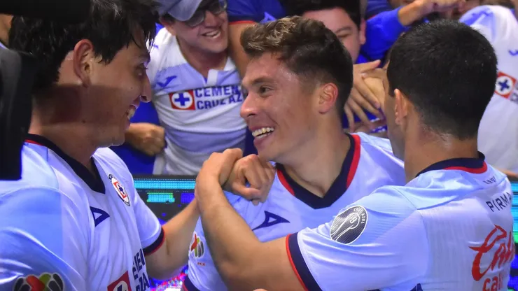 Rodrigo Huescas se despidió de Cruz Azul en sus redes.
