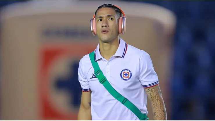 Uriel Antuna y un expreso pedido de los fanáticos.