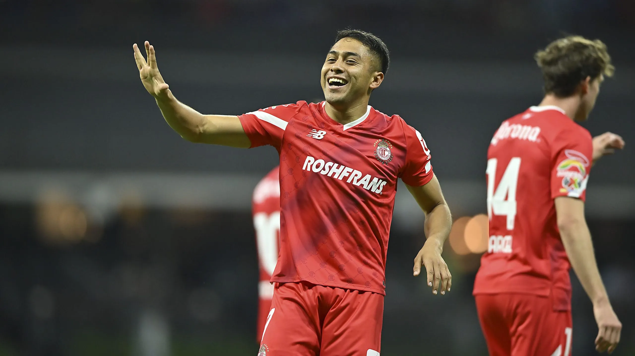 Juan Domínguez, en festejo de gol con Toluca. (Imago 7)