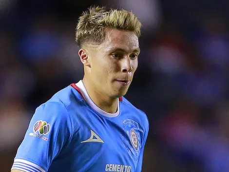 Rodrigo Huescas reveló que un ex Cruz Azul lo convenció de irse