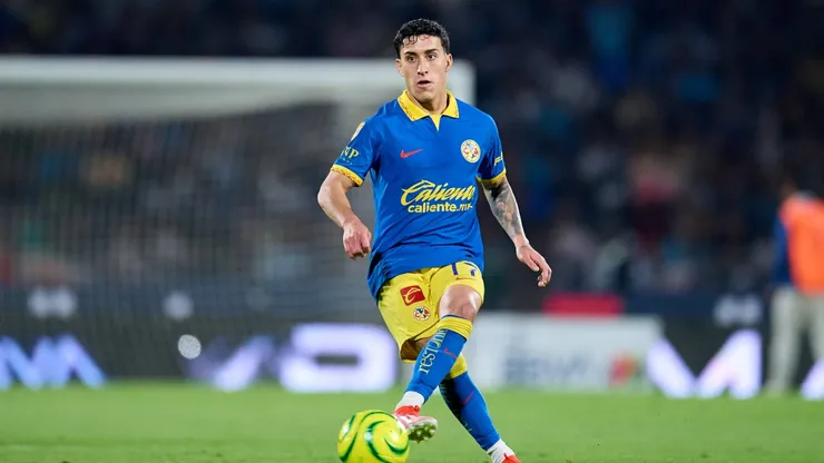 Zendejas suena fuerte en Cruz Azul