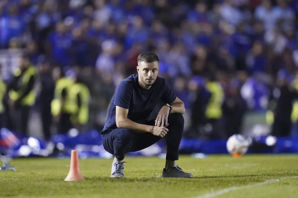 Martín Anselmi, DT de Cruz Azul, analiza los pasos a seguir en el mercado de pases. (Foto: Imago7)