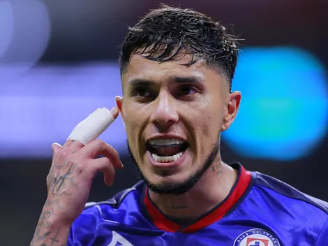 Carlos Salcedo le dejará dinero a Cruz Azul con su salida