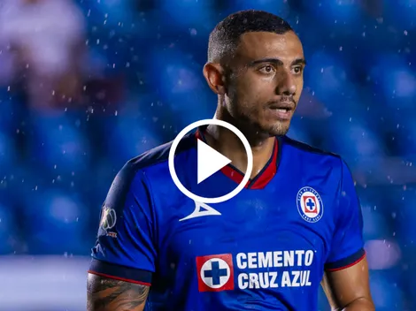 La pelea de Giakoumakis antes de caer lesionado