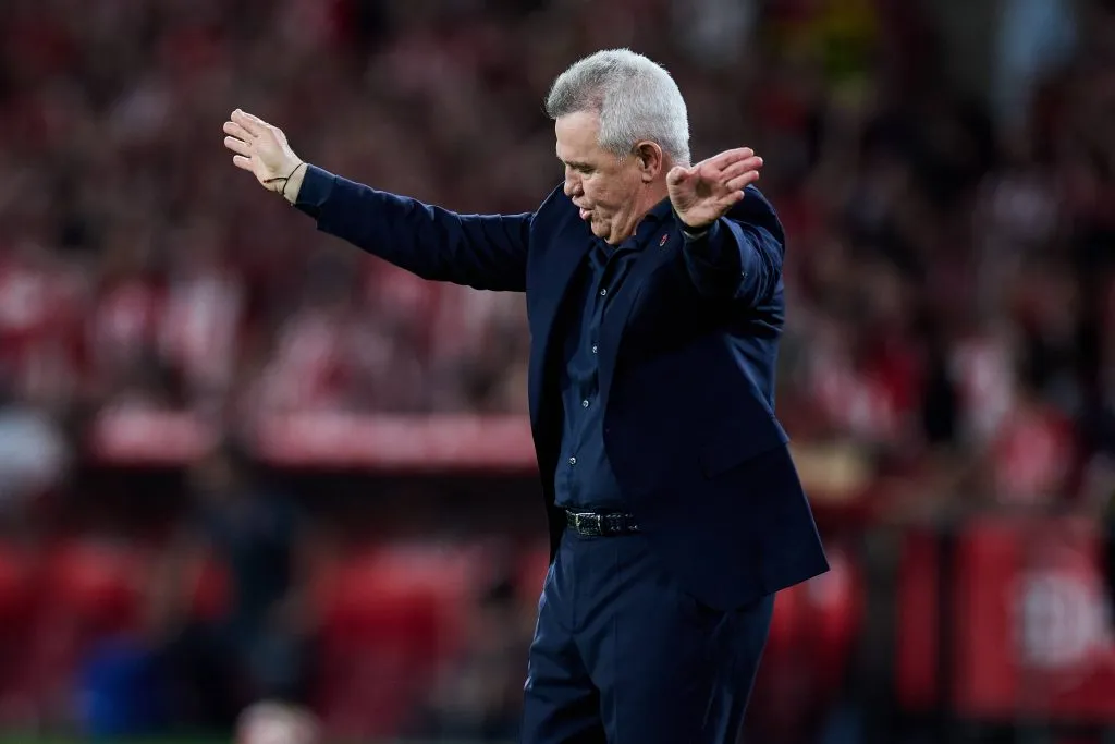 La polémica con Santi Giménez que dejó al Chucky fuera de la Selección (Imago)