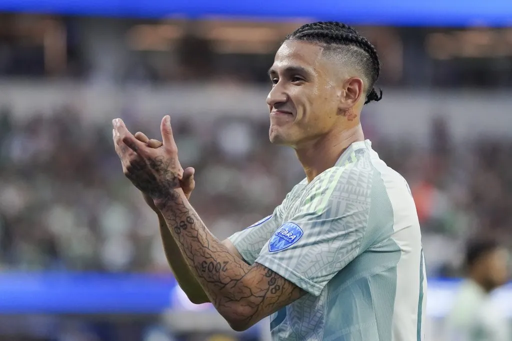 La montaña de dinero que se llevará Uriel Antuna con su venta a Tigres (Imago 7)