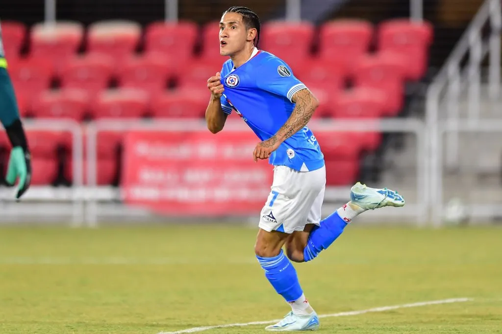 El gesto de Uriel Antuna con Martín Anselmi que emociona a Cruz Azul (Imago)