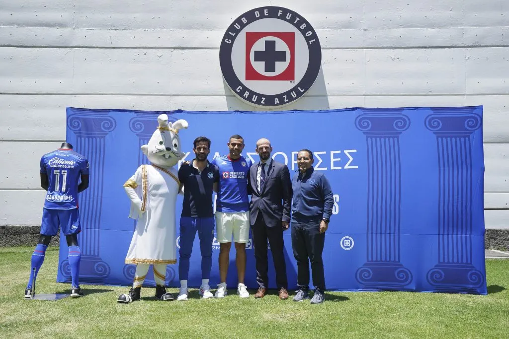 Giakoumakis, el más caro del mercado de Cruz Azul. (Imago 7)