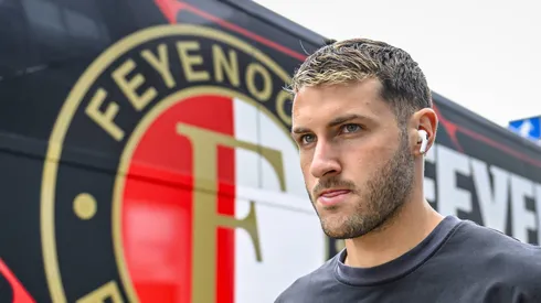 El delantero mexicano se despachó este fin de semana con un doblete en la goleada del cuadro de Rotterdam ante el Zwolle.