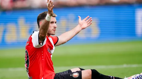 Santiago Giménez trae novedades desde Europa.