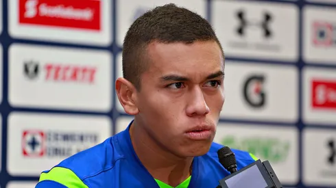Llegó a Cruz Azul como una joya, nunca debutó y hoy está retirado: Carlos Lizarazo