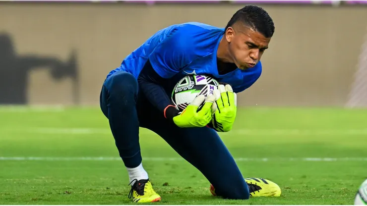 Kevin Mier confesó su secreto para los penales en Cruz Azul