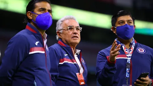Héctor Lara al lado de Álvaro Dávila en Cruz Azul.