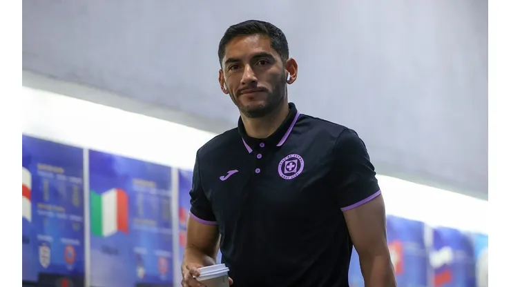 El portero y capitán de Cruz Azul habló ante los medios de comunicación.