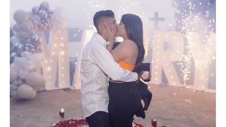 Uriel Antuna le pidió matrimonio a su esposa Peny por segunda vez.