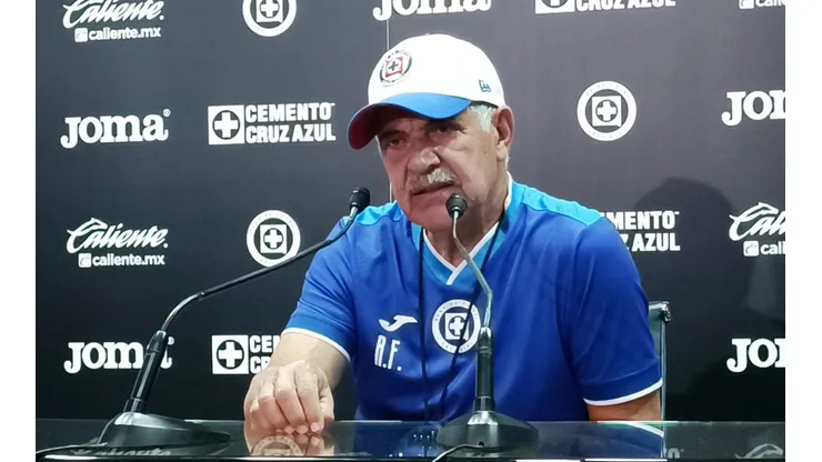 El Tuca Ferretti se concentra en el análisis de la plantilla actual.