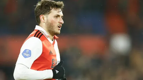 Giménez en un partido con el Feyenoord