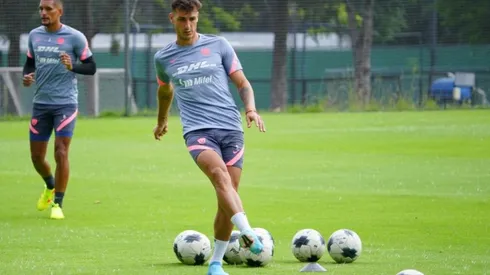 Juan Ignacio Dinenno en un partido de Pumas