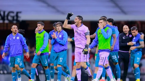 La versión llega tras ser cuestionada la continuidad de Chuy Corona en Cruz Azul.