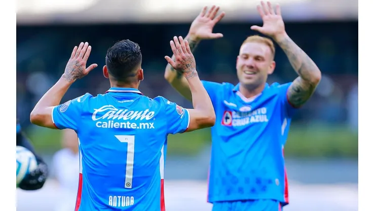 Uriel Antuna y Rodolfo Rotondi han firmado algunos goles para Cruz Azul.