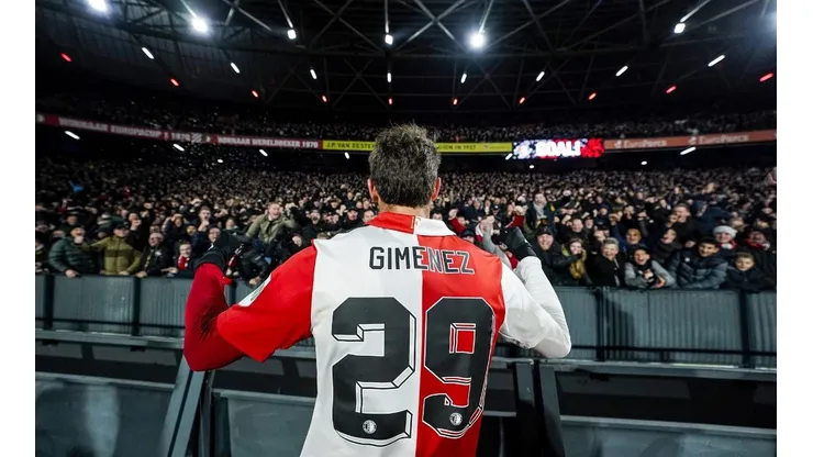 Santiago Giménez fue protagonista en el último triunfo del Feyenoord.