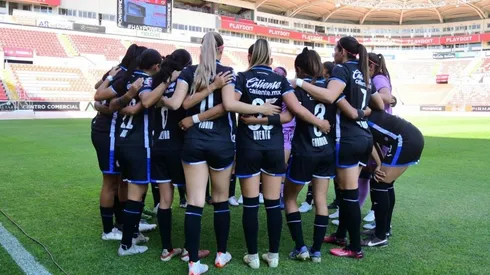 Cruz Azul Femenil ante el Necaxa