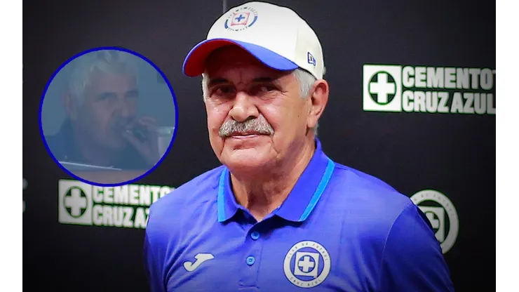 Tuca Ferretti fue captado fumando en el Estadio Azteca en su debut con Cruz Azul.