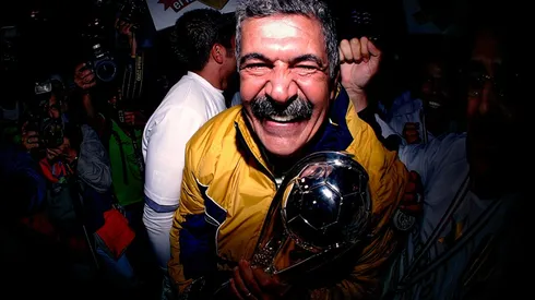 Tuca Ferretti fue Campeón con Pumas como jugado y como DT.