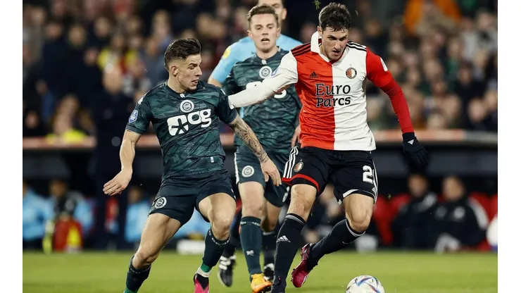 Santi Giménez fue titular y disputó los 90 minutos en el triunfo del Feyenoord.