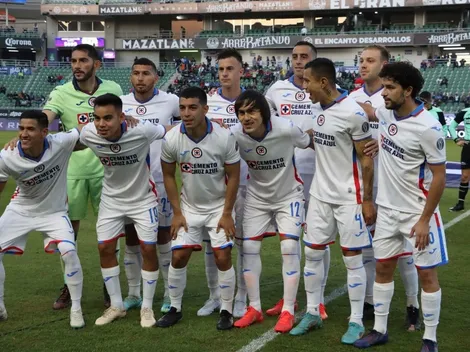 Alineación y formación inédita de Cruz Azul