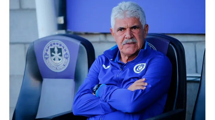 El Tuca Ferrtti perdió su primera partido como DT de Cruz Azul