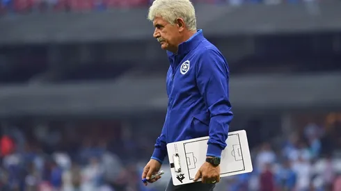 Este sábado, el hastag Fuera Tuca se volvió tendencia en redes sociales.